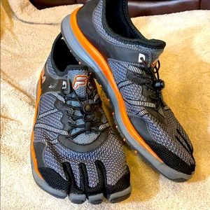 FILA - Skele-toes. Men - 11.5